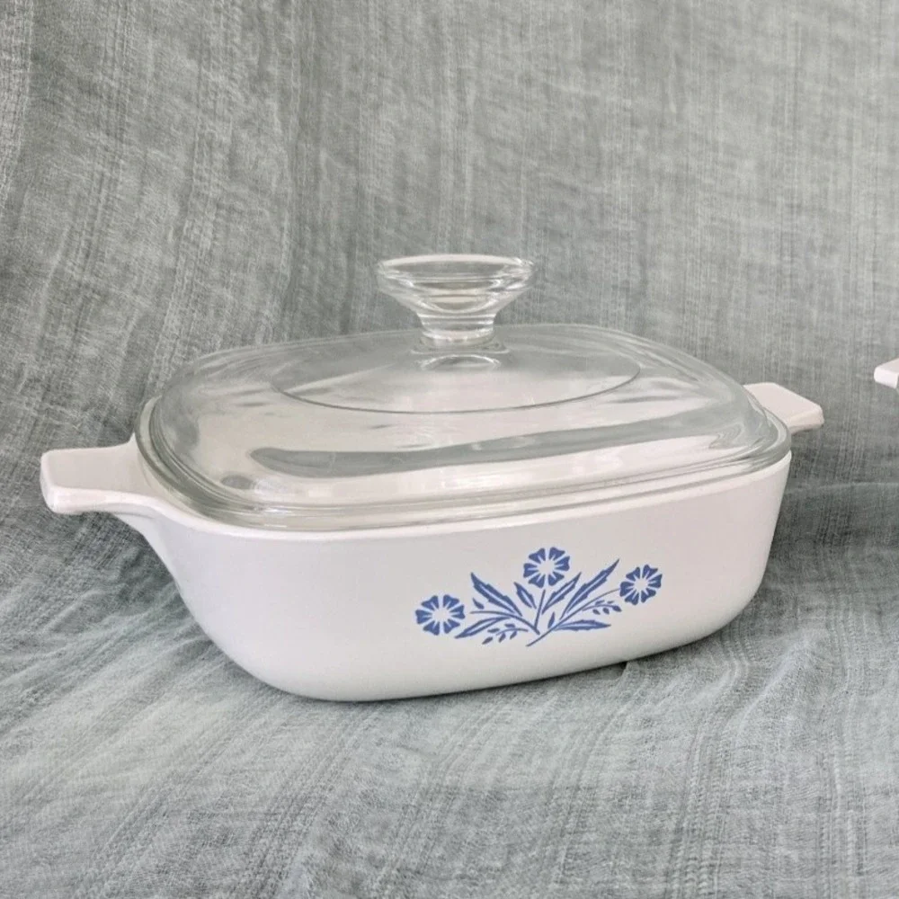 Corning Ware Blue Cornflower Lot Casserole Dishes With Lids 1-1 Qt & 1- 1.5 Qt.